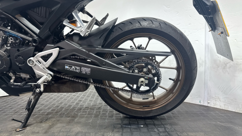(23MY) Honda CB125R